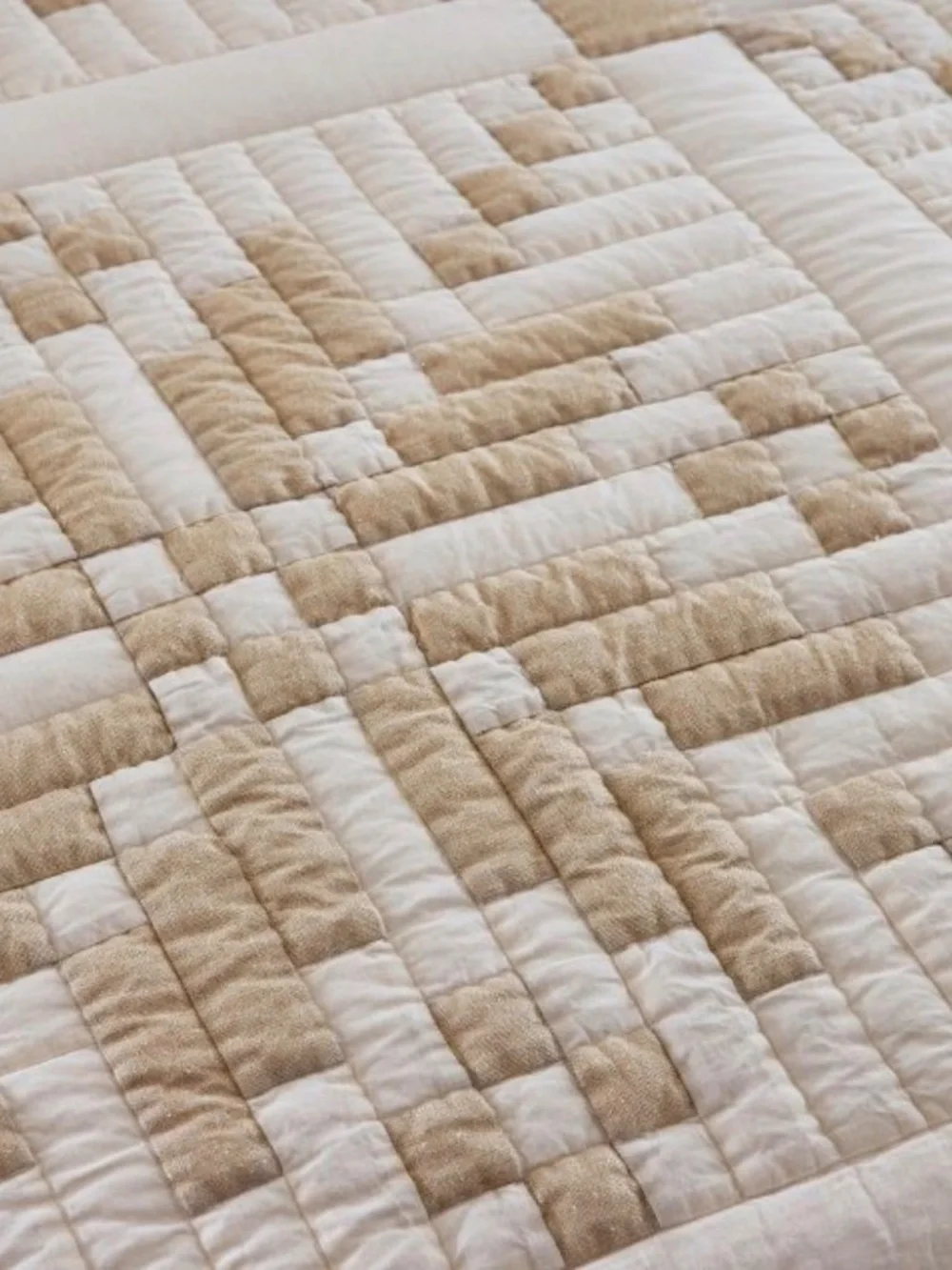 Pottery Barn Quilt Shimmer Sand Full/Queen /c Two Standard Shams
